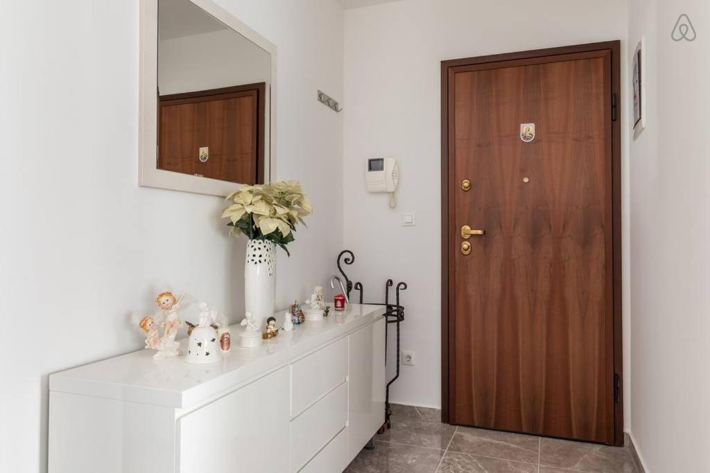 Deluxe Apartment Manuela With Balcony Top Center Split Kültér fotó